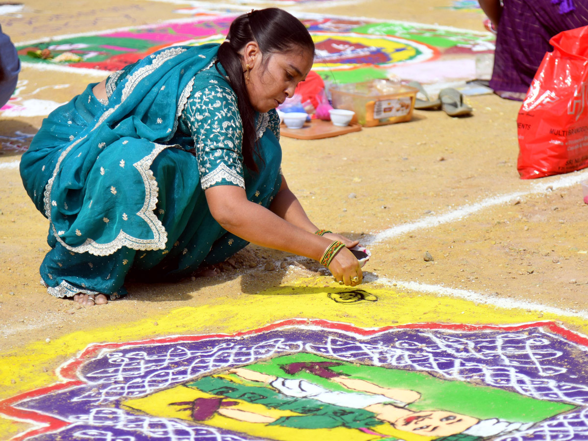 Rangoli Competition At Sri SPR Global School At Gajularamaram Photos15