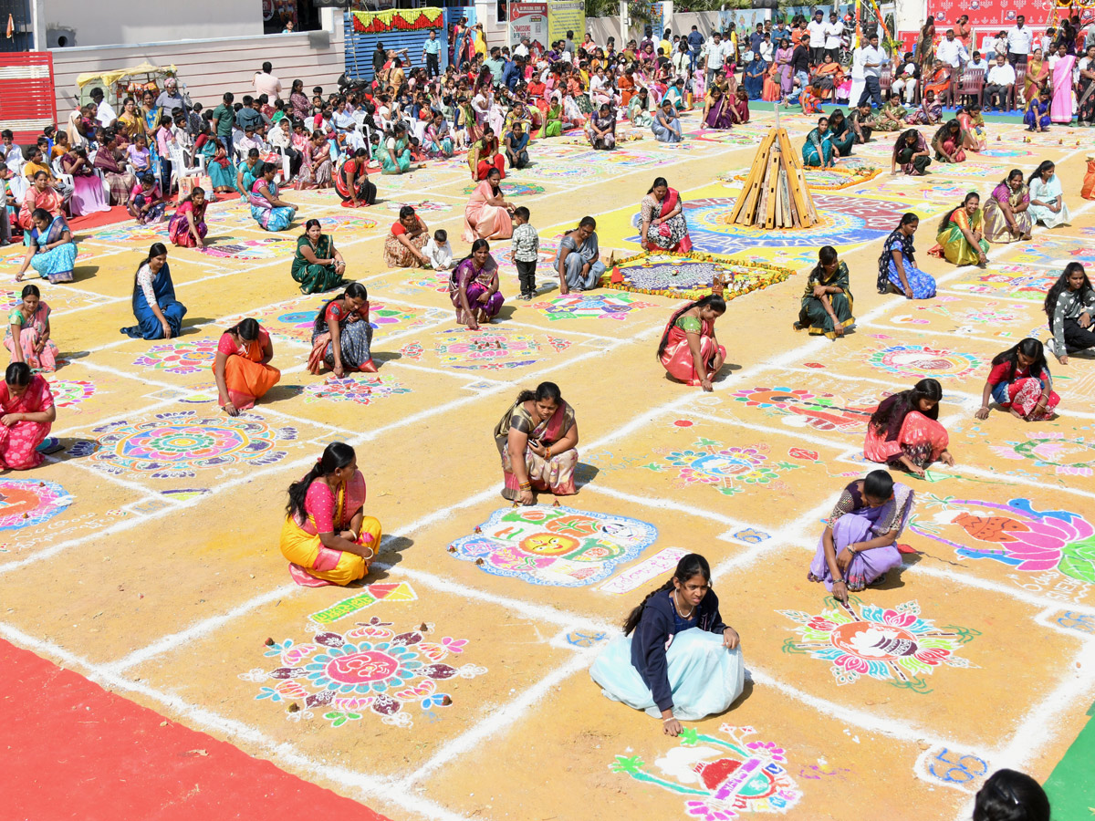Rangoli Competition At Sri SPR Global School At Gajularamaram Photos24