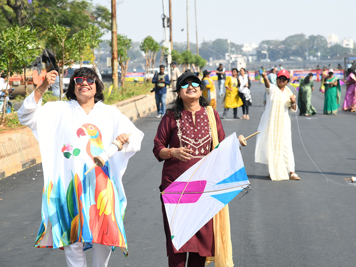 Telangana Secretariat employees fly kites during a pre Sankranti14