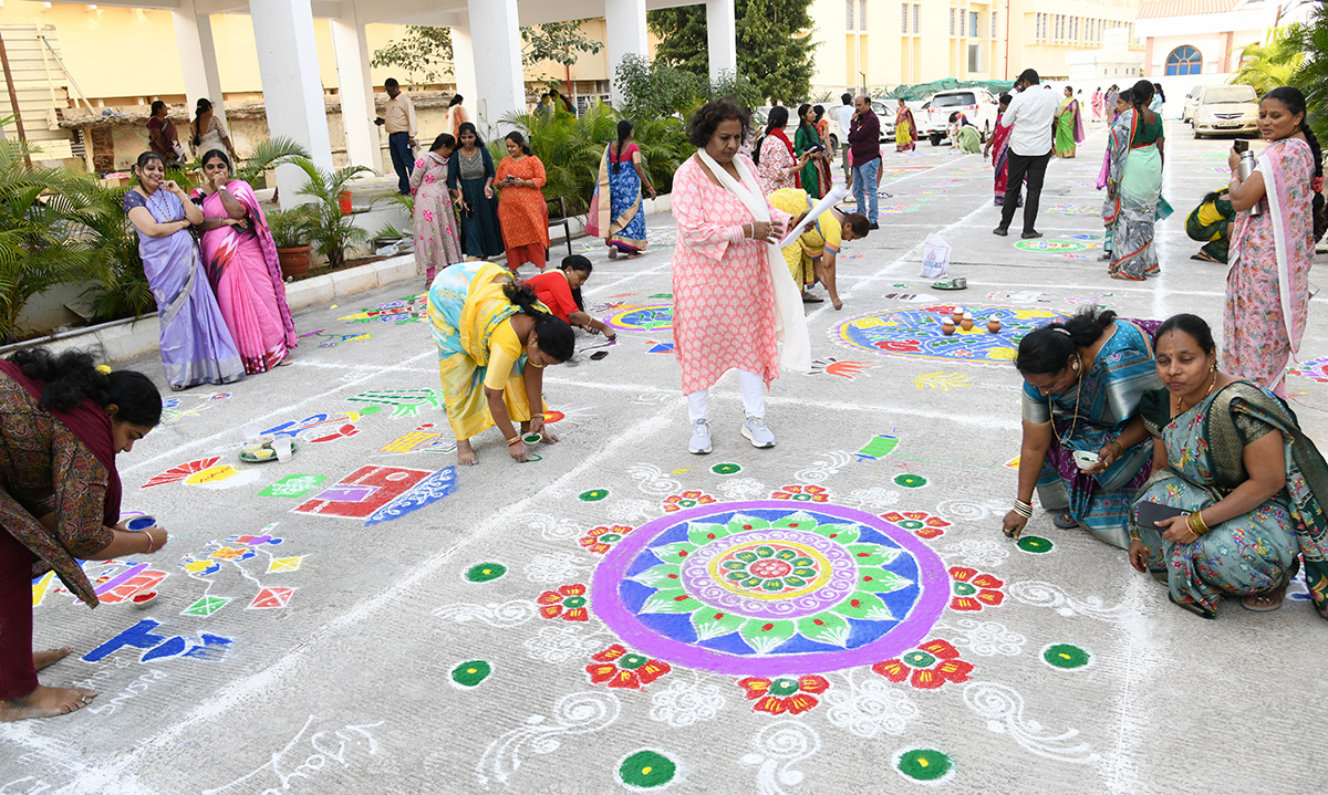 Telangana Secretariat employees fly kites during a pre Sankranti7