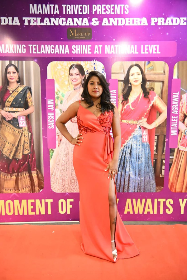 Telangana queens shine in Mrs India competition Photos8