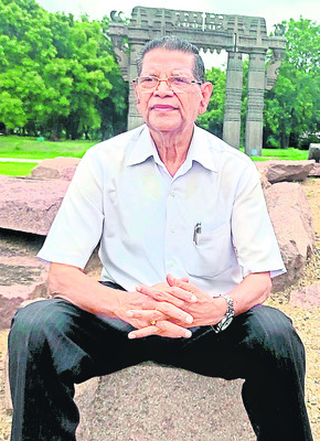 కోటను కాపాడితేనే భవిష్యత్‌!2