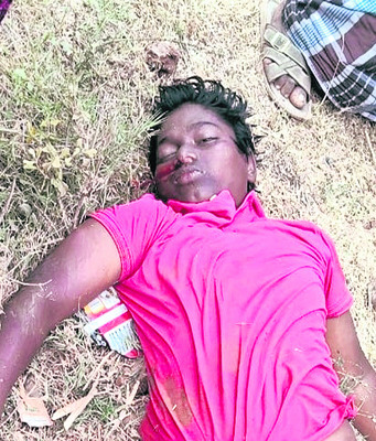 కాలువలోకి ట్రాక్టర్‌ దూసుకెళ్లి బాలుడి మృతి1