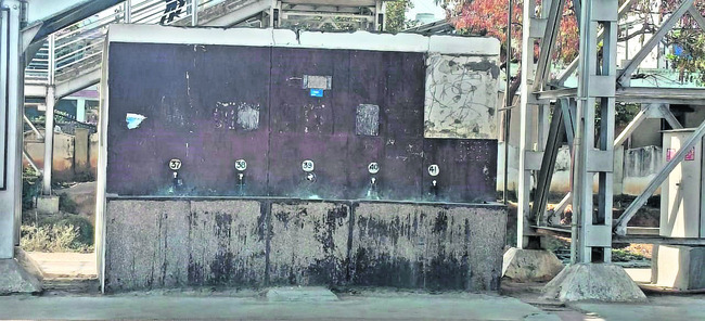 రైల్వే ప్రయాణికుల ప్రయాస1