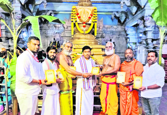 గట్టమ్మ తల్లికి ప్రత్యేక పూజలు1