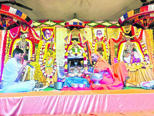 కండలేరులో 61.350 టీఎంసీల నీరు 1