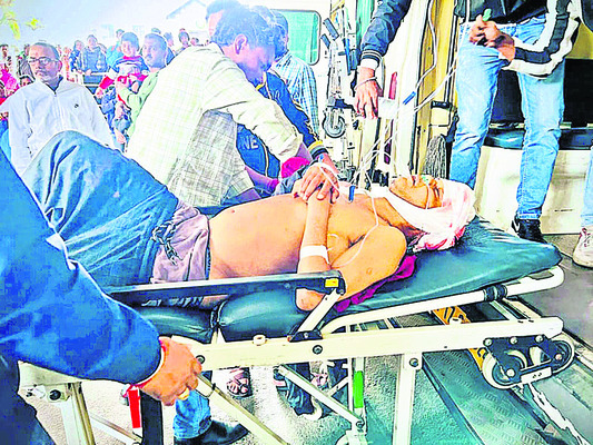 నేల కూలిన వన్‌ చార్టర్‌ 3