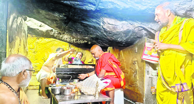 పేదల సంక్షేమమే ధ్యేయం
2