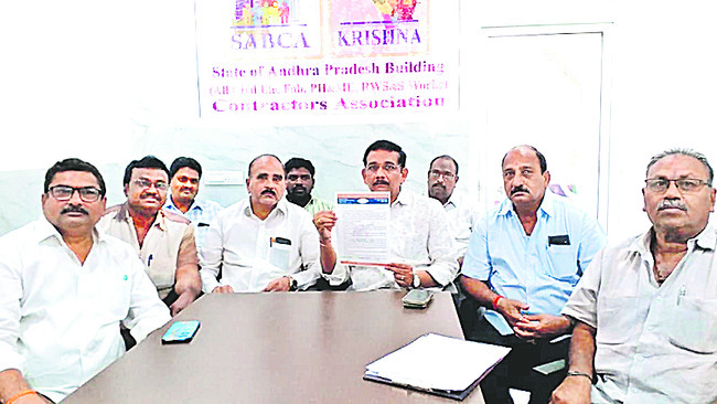 దుర్గమ్మకు భక్తుల విరాళాలు 3