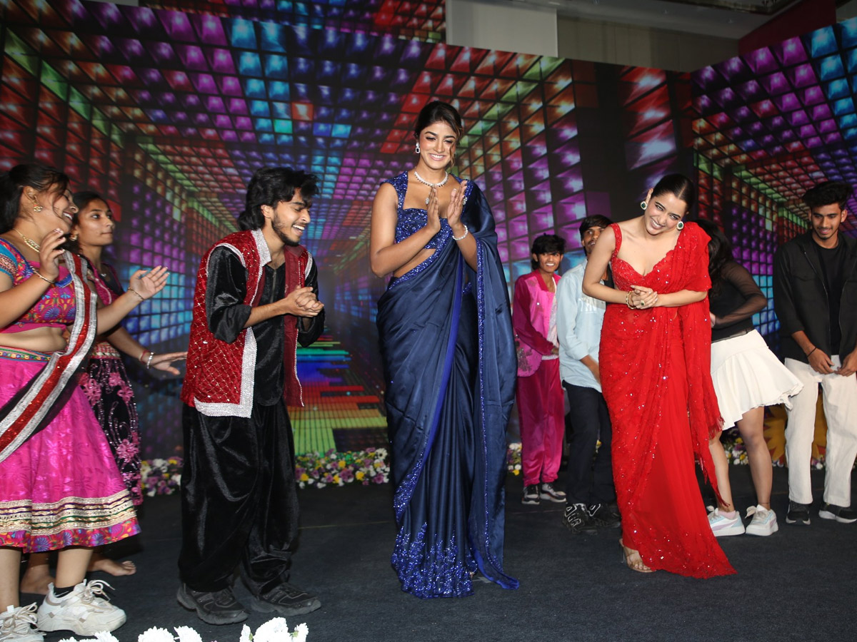 Bhartha Mahasayulaku Wignyapthi Pre Release Event Photos16