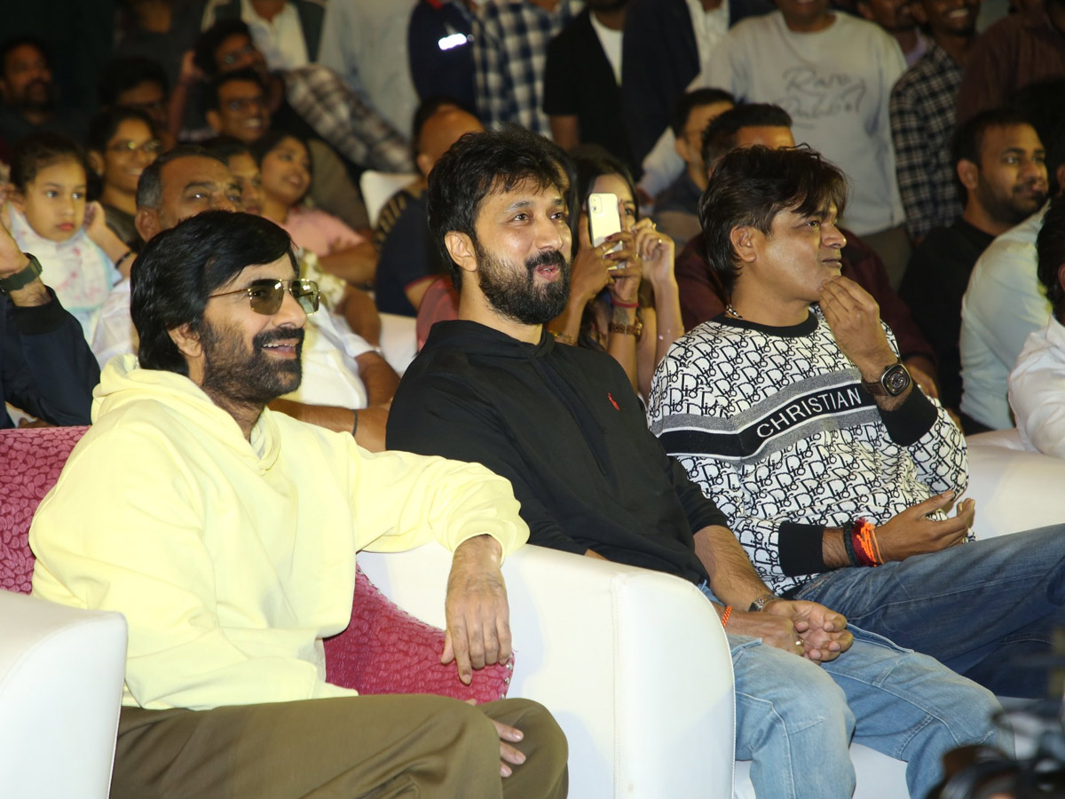 Bhartha Mahasayulaku Wignyapthi Pre Release Event Photos26