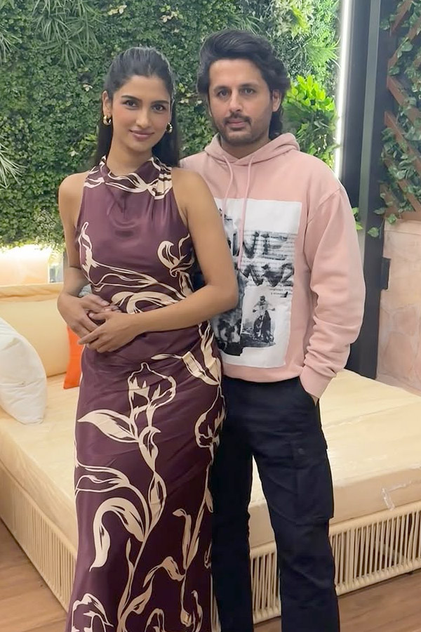 Nithiin celebrates his wife Shalini birthday with love and smiles Photos2