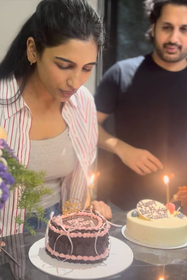 Nithiin celebrates his wife Shalini birthday with love and smiles Photos6