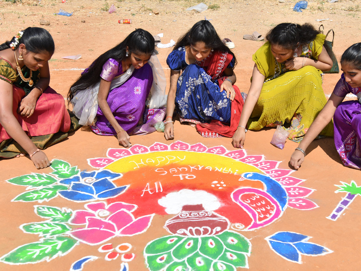 Sakshi Sankranthi Rangoli Competition at Hyderabad Photos43