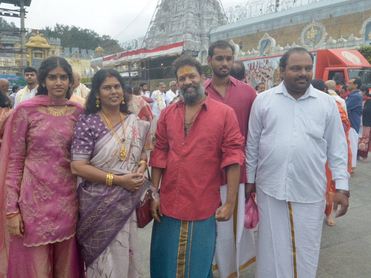 Tollywood Celebrities Visits Tirumala Tirupati Temple Photos2
