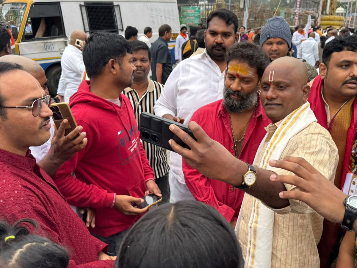 Tollywood Celebrities Visits Tirumala Tirupati Temple Photos16