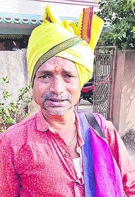 పండగ సందడి లేదు   
1