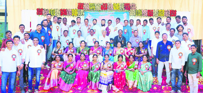 ఆత్మీయ పలకరింపులు.. మధుర స్మృతులు 1