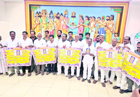 మావుళ్లమ్మ ఆలయానికి ఉత్సవ శోభ 3