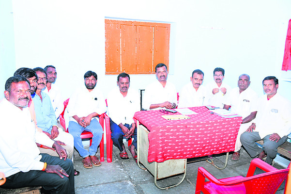 శ్రీనృసింహుడికి విశేష పూజలు1