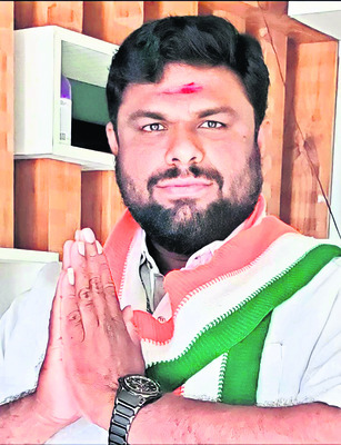 సర్పంచ్‌ల ఫోరం ఉమ్మడి జిల్లా అధ్యక్షుడిగా కమలాకర్‌
3