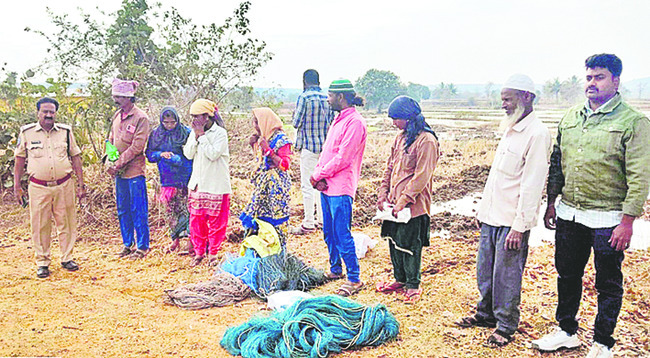 బగలాముఖిని దర్శించుకున్న ప్రముఖులు 3