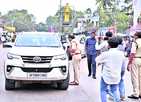 ప్రజా వ్యతిరేక నిర్ణయాలపై ఉద్యమిస్తాం 7