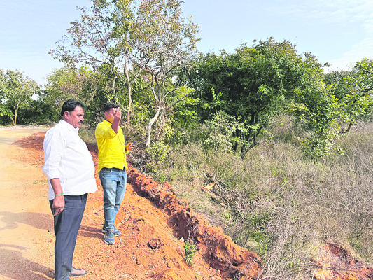ఇక చెంతనే ఆహ్లాదం1