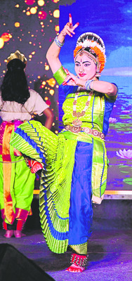 వందేళ్ల సంబురం..! 3