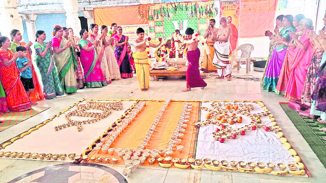 ఘనంగా ‘కుడారై’ ఉత్సవం1