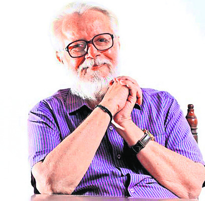 రూపకర్తలు వీరే.. 
2