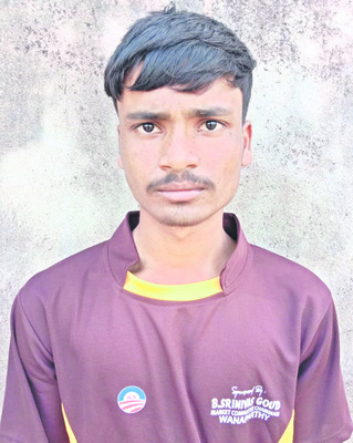 జాతీయస్థాయి ఫుట్‌బాల్‌ పోటీలకు ఎంపిక 
1