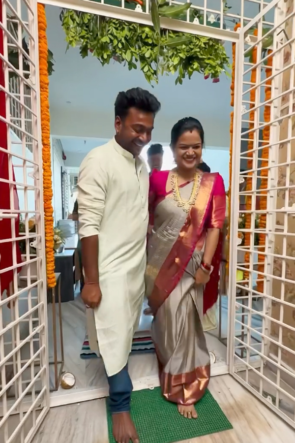 Housewarming of TV Actors Indraneel and Meghana Photos5