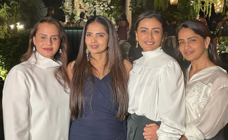 Namrata Shirodkar And Lakshmi Pranathi At A friends birthday party PHotos3