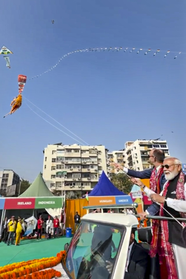 PM Modi kicks off International Kite Festival Photos7