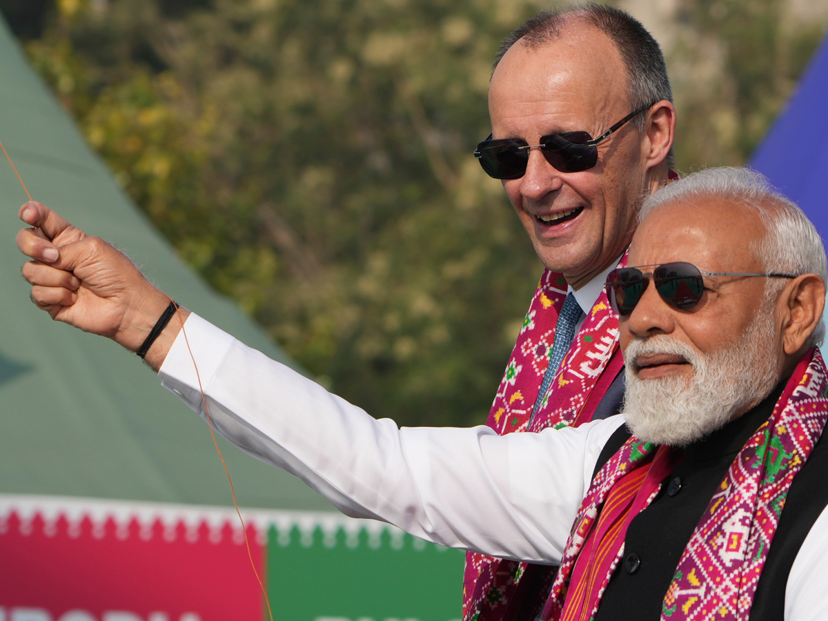 PM Modi kicks off International Kite Festival Photos9