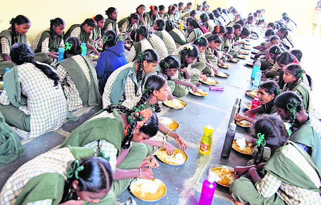 కార్మికుల పొట్టకొడితే సహించం1