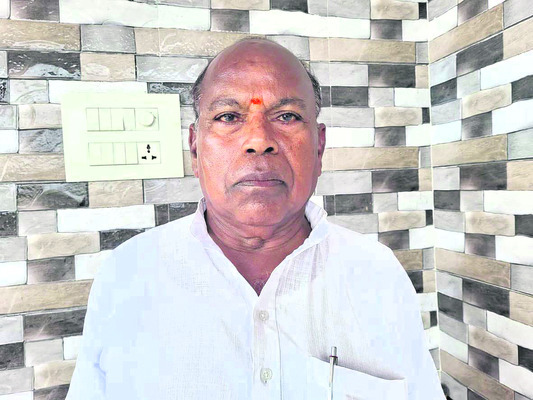 అదను దాటుతోంది.. 2