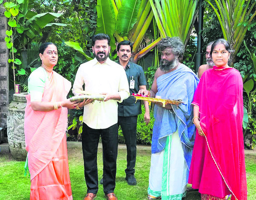 ప్రజావాణికి 22 అర్జీలు 
1