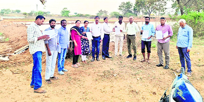 సమాజాభివృద్ధిలో యువత పాత్ర కీలకం2