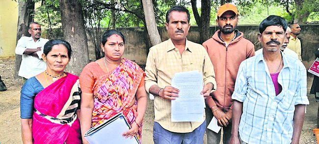 పరిష్కారం శూన్యం.. సమస్యలు పదిలం 1