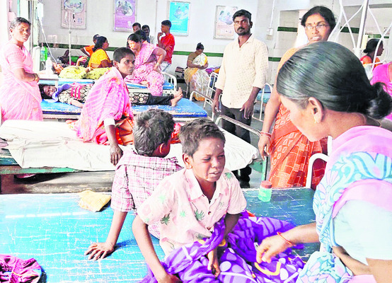 గ్యాస్‌పైపులీకై వ్యాపించిన మంటలు 1