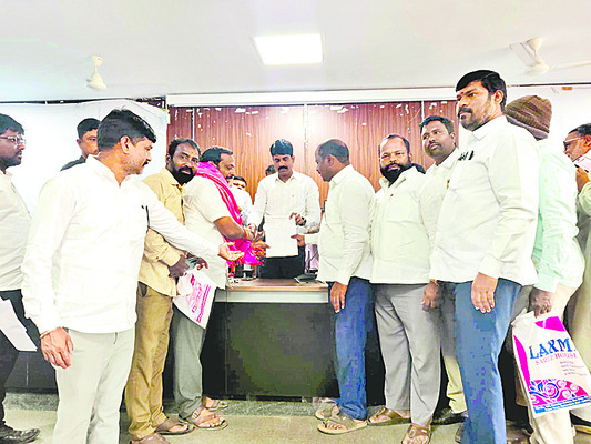 సరైన పరిహారం ఇవ్వాలి 1