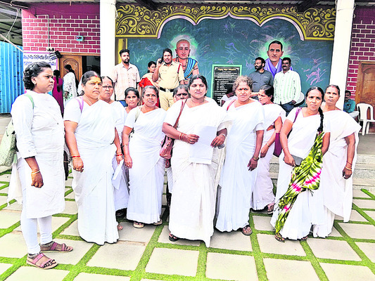 సర్వే నుంచి  మినహాయింపు ఇవ్వాలి
1