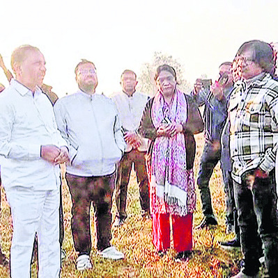 చార్టర్‌ ప్రమాద స్థలం పరిశీలన 2