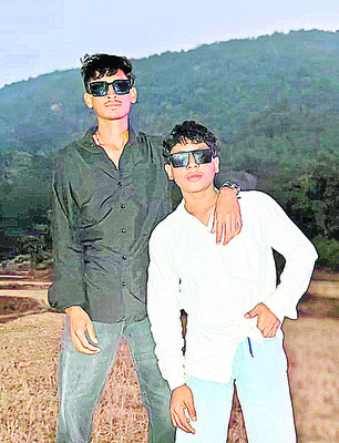 రోడ్డు ప్రమాదంలో అన్నదమ్ములు మృతి 2