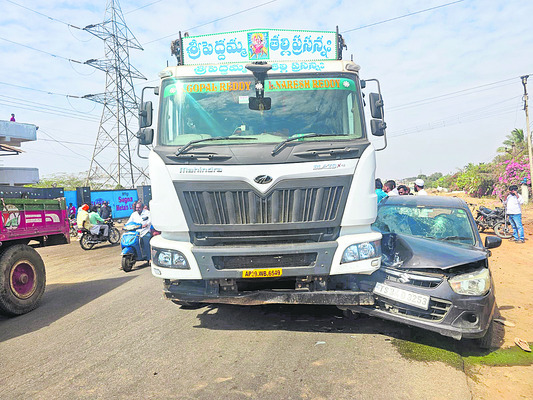 వ్యాపారస్తుల సహకారంతో మార్కెట్‌ అభివృద్ధి 1