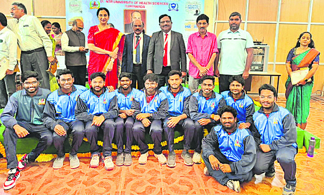 బాల్‌ బ్యాడ్మింటన్‌   జట్టు ఎంపిక 
2