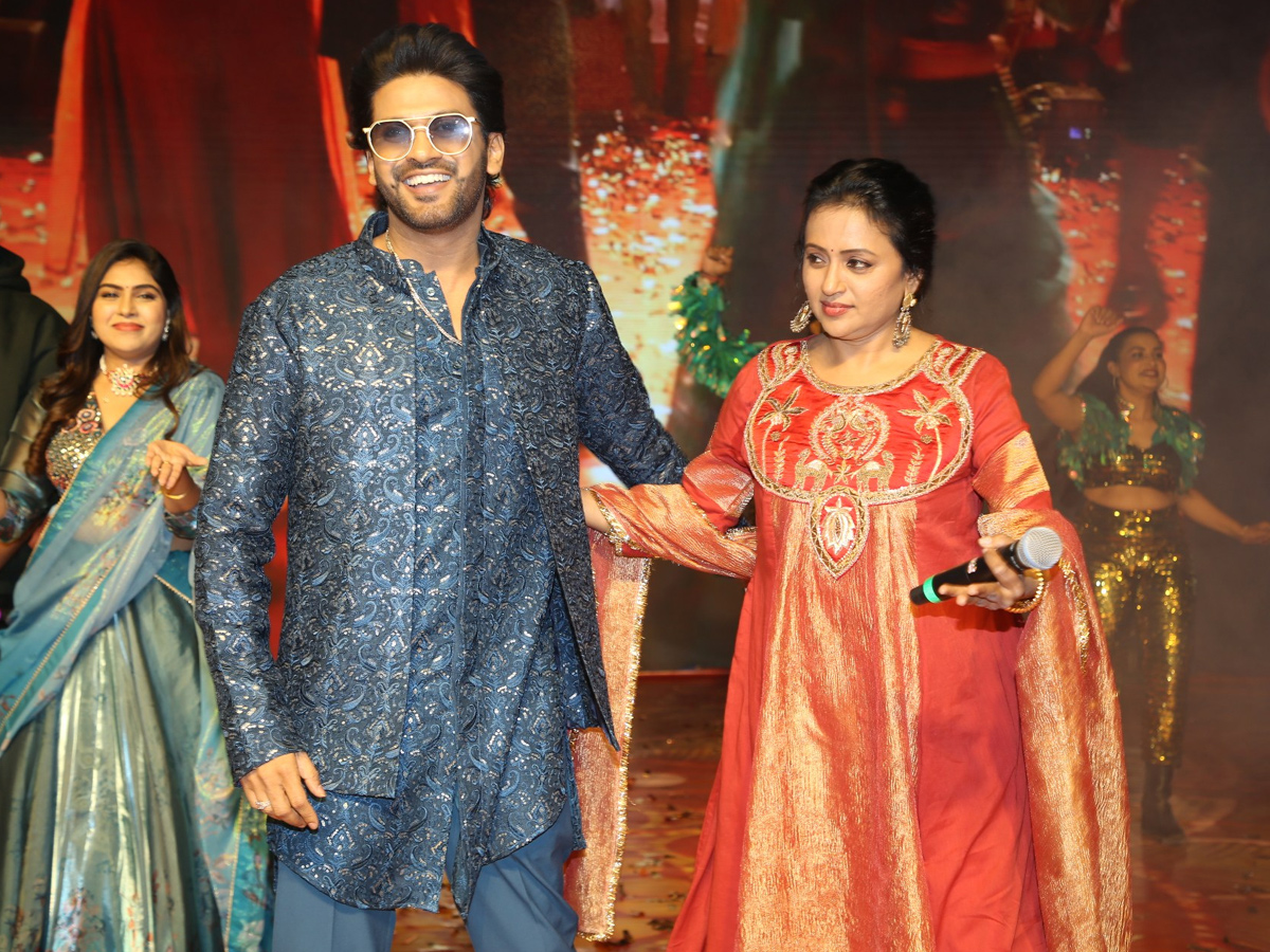 Anaganaga Oka Raju Pre Release Event Photos10