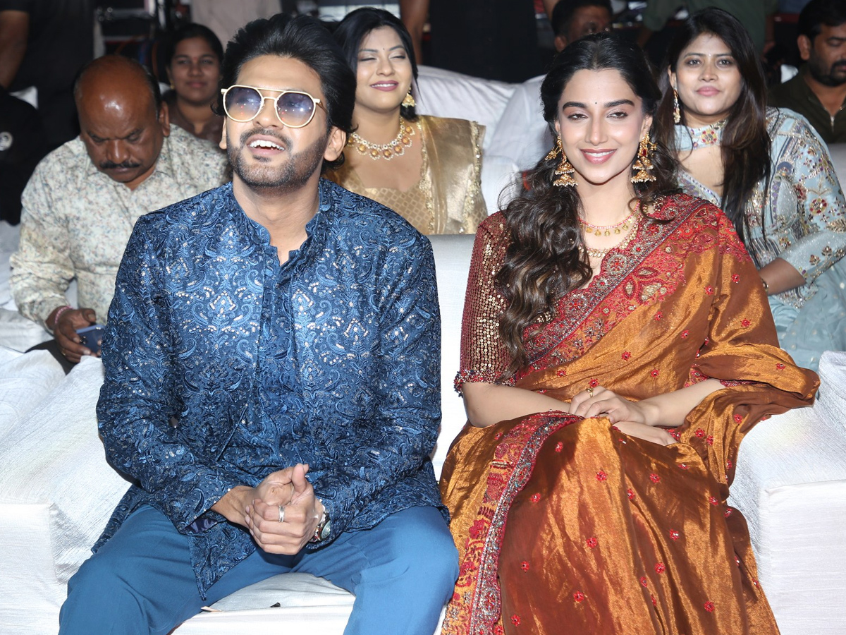 Anaganaga Oka Raju Pre Release Event Photos33